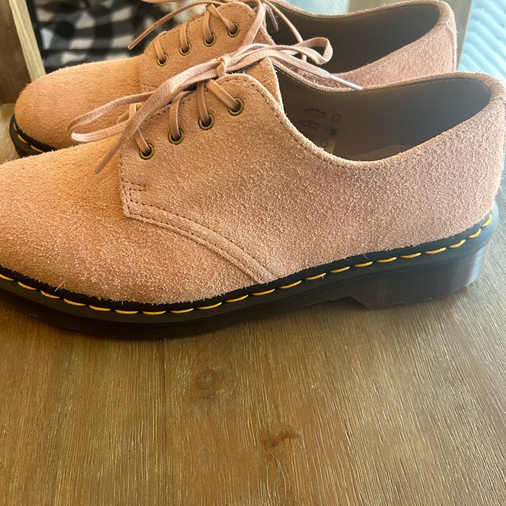 Doc Marten’s suede dress shoes. NWOT never worn. Women’s size 8 , fit like a 9. - Picture 5 of 7